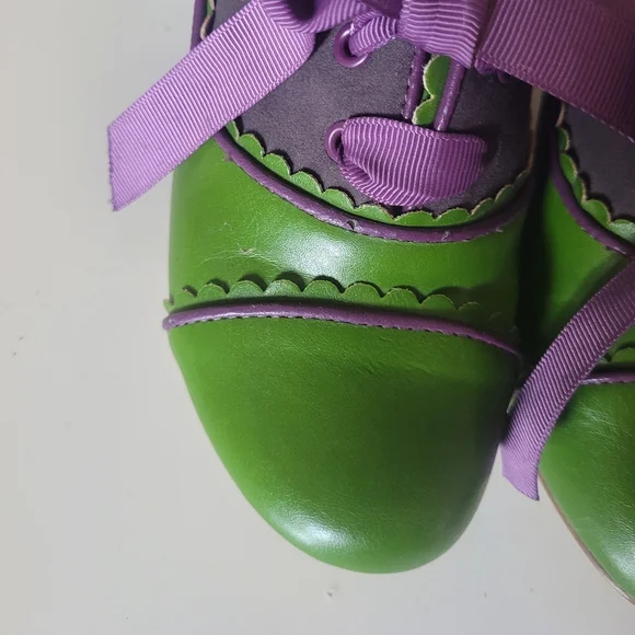 Chelsea Crew Green and Purple Heels with Scalloped Detail, GUC, Size 6.5 - Picture 4 of 10
